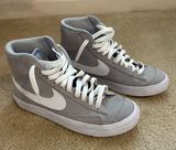 Nike Blazer Mid ‘77 Photo 0
