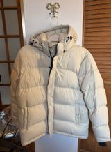 Aritzia Super Puff Jacket Photo 0