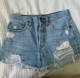 Levi’s  501 Shorts Size 27 Photo 0