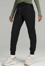 Dance Studio Jogger Photo 0