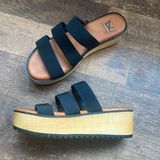 Women's Black Strappy Platform Faux Leather Sandals Photo 0