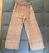 Live to be spoiled Pants Photo 0