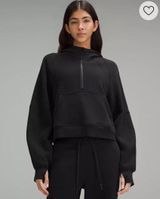 Lululemon Scuba Half-Zip Photo 0