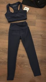 Workout Set - Leggings and Sports Bra Photo 0
