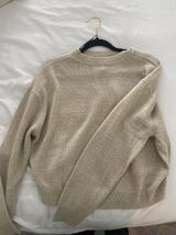 hm Cropped Sweater  Photo 0
