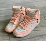 Nike Dunk High Photo 0