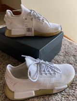 Adidas Shoes Photo 0