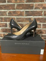 Banana Republic  Photo 0