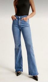 High Rise Jeans Photo 0