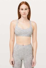 Lululemon Free To Be Bra (Wild)
Wee Are From Space Nimbus Battleship size 10 Photo 0