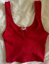 Red Tank Photo 0