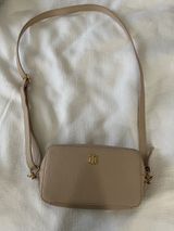 Tommy Hilfiger Crossbody Purse Photo 0