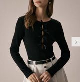RIHOAS The Black Boat Neck Bowknot Front Knit Top 3 Photo 0