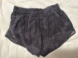 Lululemon Hotty Hot Short 2.5” Photo 0