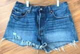 Levi’s 501 Shorts Photo 0