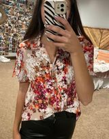Laura Scott Floral button down blouse Photo 0