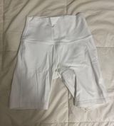 Lululemon White  Align Biker Shorts Photo 0