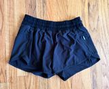 Black Shorts Photo 0