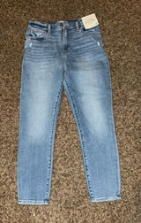 Abercrombie & Fitch Photo 0