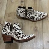 Ariat cowhide boots Photo 0