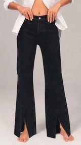Abercrombie curve love black relaxed jean with split Photo 0