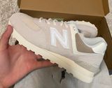 New Balance 574 Photo 0