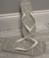 Calvin Klein "Shaina" women's size 9 white/gray logo flip flops Photo 0