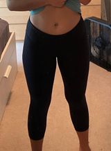 Lululemon Cropped Leggings Photo 0