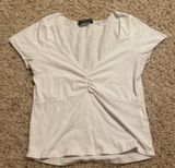 White Tshirt Photo 0