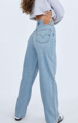 Levi’s high loose light wash jeans Photo 0