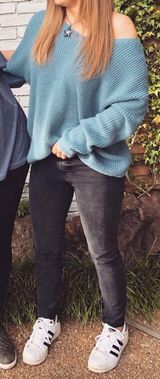 Miracle USA Miracle Blue Sweater  Photo 0