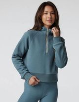 Vuori Sedona Half Zip Sweatshirt in Smoke Blue size XS Photo 0