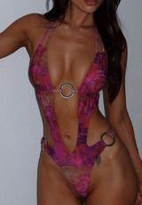 Multiple Size S Photo 0