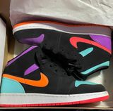 Jordan Sneakers Photo 0