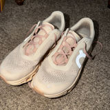 on cloud  Shoes Photo 0