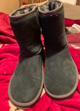 UGG Boots Women Photo 0