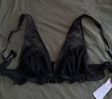 Bralette Photo 0