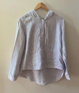 Tahari  100% Linen Stripe Hoodie Button Front Shirt Size Small EUC Photo 0