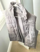 Nike Gray Vest Photo 0