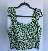 Floral green/white top Photo 0