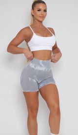 light grey marble shorts Photo 0