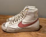 Nike Hot Pink Blazers Photo 0