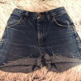 Boutique Jean Short Photo 0