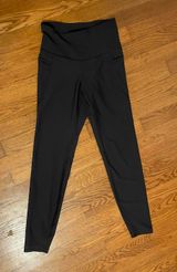 Old Navy Active Elevate 7/8 Leggings Photo 0