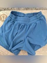 LULULEMON HOTTY HOT SHORTS LOW RISE 4 INCH SIZE 6 RARE Photo 0
