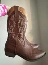 Cow Girl Boots Size 7.5 Photo 0