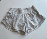 Lululemon  Hotty Hot Short Low Rise *2.5" Mini Tropical Shadow Starlight Size 6 Photo 0