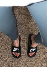 Nike Women Slides Photo 0