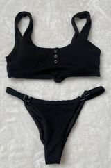 Bikini Black Photo 0