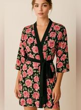 Laura Ashley Pink and Black Rose Printed Vintage Wrap Style Robe Photo 0
